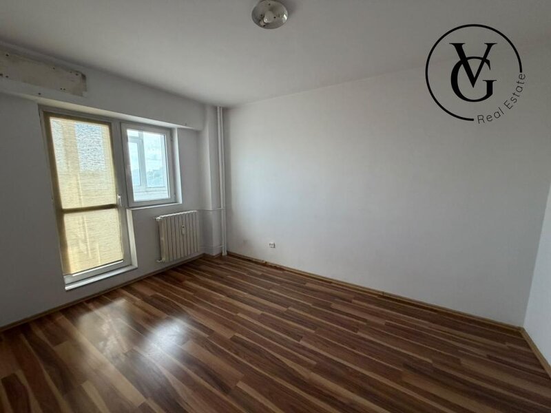 13 Septembrie, apartament 4 camere, bloc 1990
